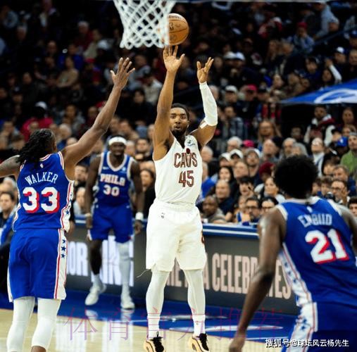 米切尔35+9加兰20分7助,骑士133-107轻取76人客场扬威 米切尔35+9加兰20分7助,骑士133-107轻取76人客场扬威